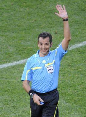 Árbitro Larrionda solicitaría nacionalidad alemana Árbitro Larrionda solicitaría nacionalidad alemana