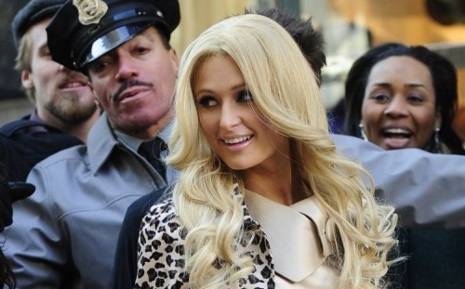 Paris Hilton es detenida por posesión de marihuana y cocaína