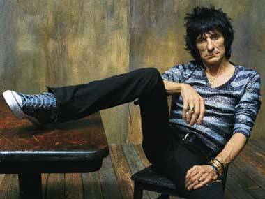 Ron Wood lanza un nuevo disco 'I Feel Like Playing'