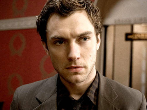 Jude Law y Sienna Miller en cena romántica