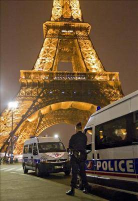 Reabierta la Torre Eiffel tras el segundo falso aviso de bomba en dos semanas