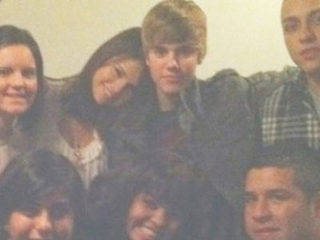 Justin Bieber y Selena Goméz habrían pasado Acción de Gracias juntos Justin Bieber y Selena Goméz habrían pasado Acción de Gracias juntos