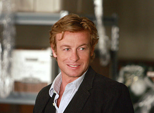 Simon Baker firma para siete temporadas de El Mentalista Simon Baker firma para siete temporadas de El Mentalista