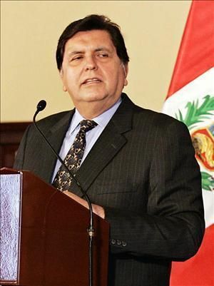 ALAN GARCÍA INFORMA AL PERÚ A TRAVÉS DE DIARIO CHILENO ALAN GARCÍA INFORMA AL PERÚ A TRAVÉS DE DIARIO CHILENO