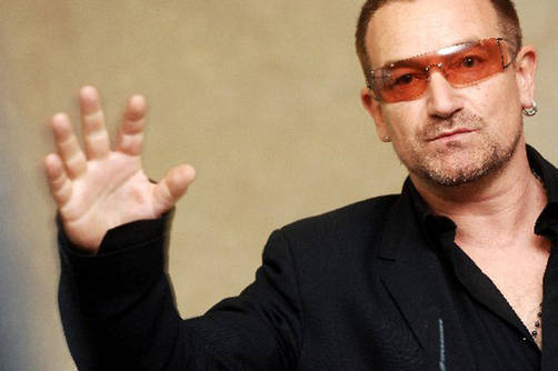 Bono hace un llamado para luchar contra la pobreza