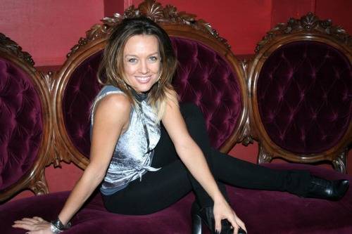 Fey se estrena como madre