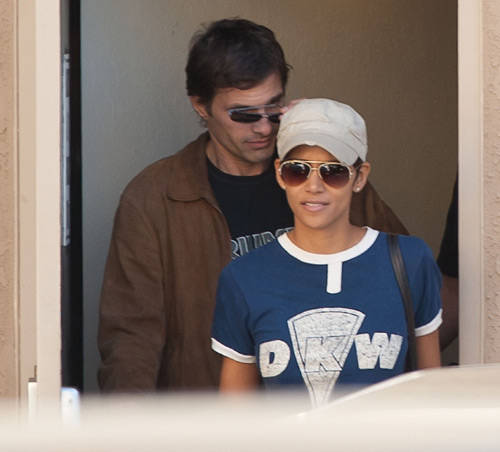 Halle Berry y Olivier Martínez llevan cinco meses de noviazgo
