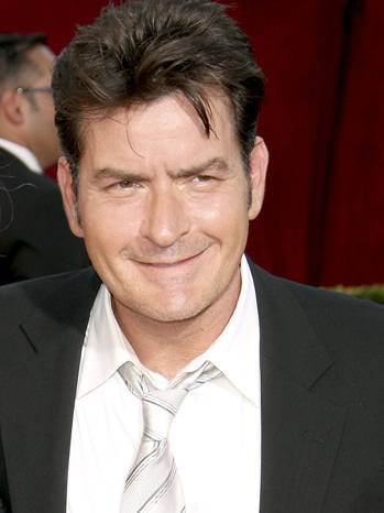 Charlie Sheen insulta a su ex Denise Richards