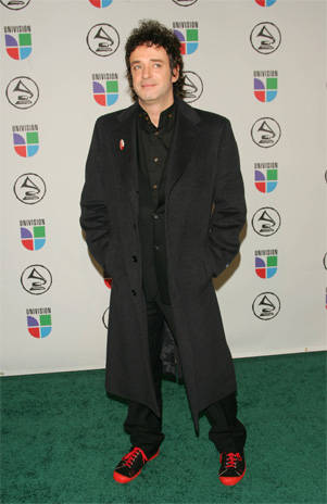 Gustavo Cerati respira por sí mismo según su sobrina Guadalupe Mujica Gustavo Cerati respira por sí mismo según su sobrina Guadalupe Mujica