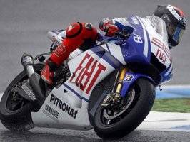 Lorenzo comienza como líder en Estoril