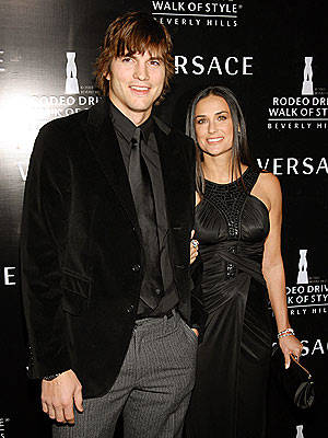 Ashton Kutcher y Demi Moore estan pensando en el Apocalipsis