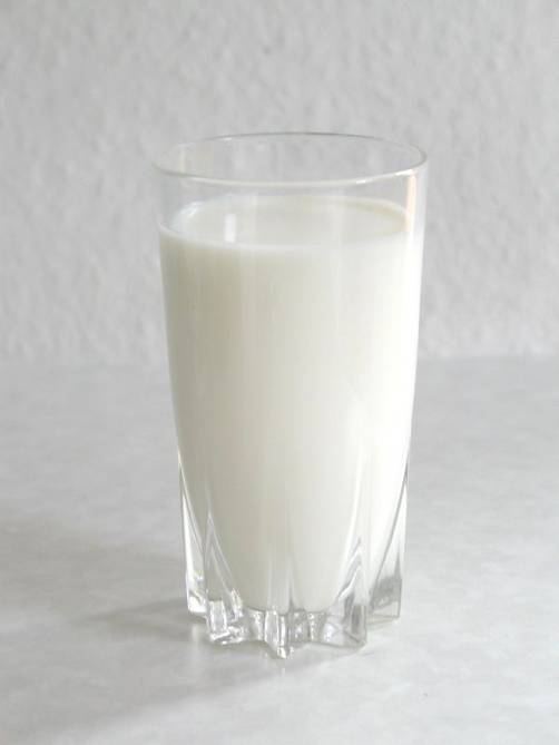 China: prohíben informes sobre leche adulterada con hormonas
