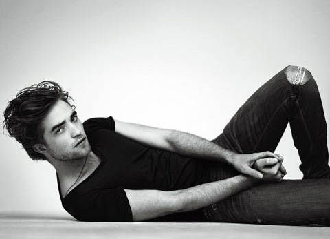 Robert Pattinson tiene una nueva pareja