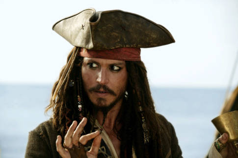 Johnny Depp podría estar en una quinta parte de 'Piratas del Caribe'