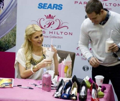 Paris Hilton presentó línea de zapatos en México