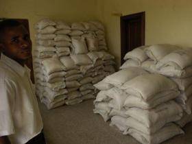 Policía recupera cerca de medio millar de sacos de arroz valorizados en 34 mil soles