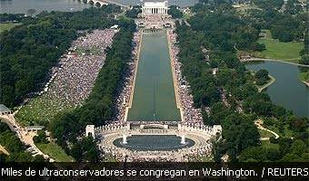 Ultraderecha hace demostración de fuerza en Washington Ultraderecha hace demostración de fuerza en Washington
