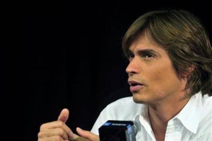 Carlos Baute sacará un nuevo disco en noviembre