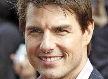 Tom Cruise luce nuevo look