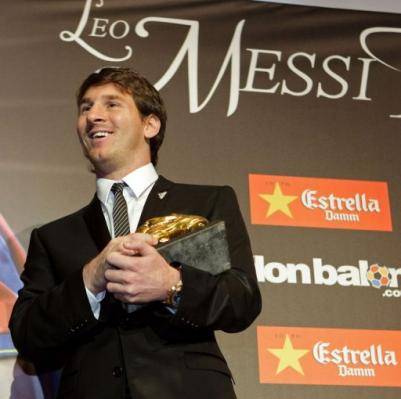 Messi recibe la Bota de Oro en Barcelona