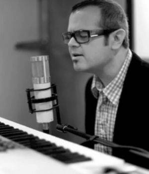 Aleks Syntek colabora con Alondra de la Parra