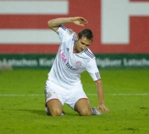 Miroslav Klose se ve jugando en el Mundial de Brasil 2014