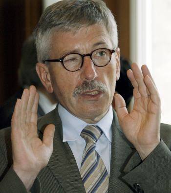 Alemania: Alto directivo del Bundesbank expulsado por hablar mal de judíos y musulmanes
