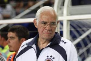 Luis Aragones arremete contra Raúl