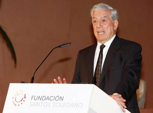 Mario Vargas Llosa acusa de ser máquina de propaganda de Fujimori y renuncia al diario El Comercio