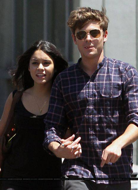 Zac Efron y Vanessa Hudgens siguen juntos a pesar de los rumores