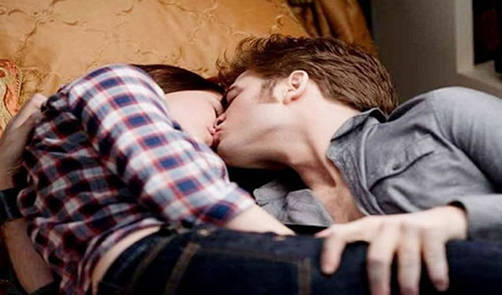 Kristen Stewart se desnuda para seducir a Robert Pattinson