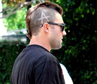 Brody Jenner tiene la inicial de Avril Lavigne en la cabeza