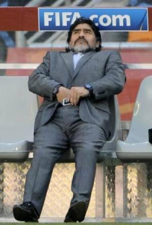 ¿Diego Maradona en lugar de Queiroz en la selección de Portugal?