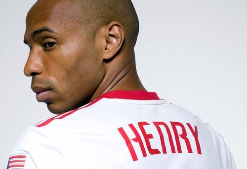 Thierry Henry no se medirá con David Beckham, está lesionado