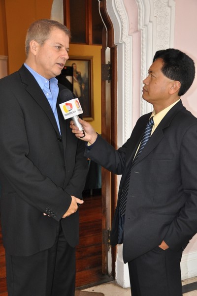 Juan Manuel del Mar: Policía no debe ser un service Juan Manuel del Mar: Policía no debe ser un service