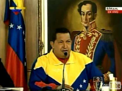 Hugo Chávez no pudo responder a periodista que le preguntó sobre desigual repartición de escaños