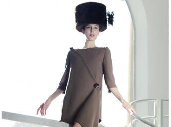 Francia: Pierre Cardin presentó una colección de 90 modelos
