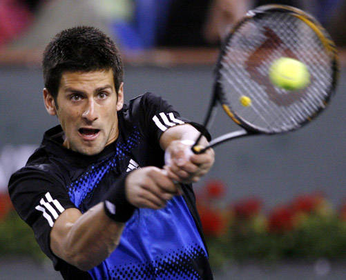 Djokovic reta a Murray a enfrentarse en la final de Pekín