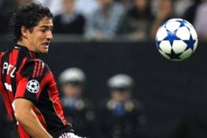 Pato quiere jugar en el Barcelona FC