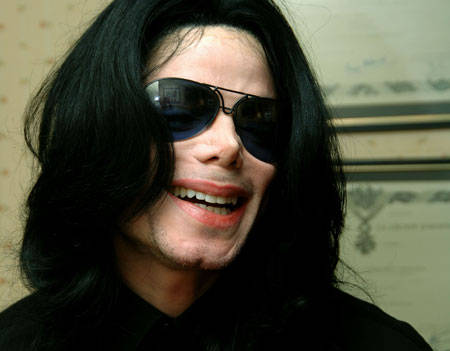 Michael Jackson convertido en un espantapájaros