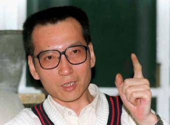 China: Esposa de Premio Nobel de la Paz, Liu Xiaobo, denuncia su estado de detención ilegal