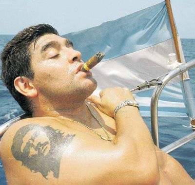 'Maradona no es ejemplo', dice Pelé