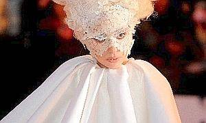 Lady Gaga se viste de blanco antes de su boda