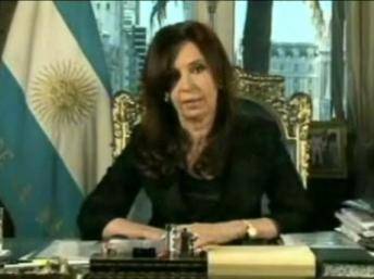 Argentina: Presidenta Cristina Fernández confiesa que este 'es el momento más doloroso'