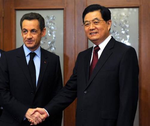 Sarkozy ante las críticas: 'La visita de los dirigentes chinos no es un peligro sino una oportunidad'