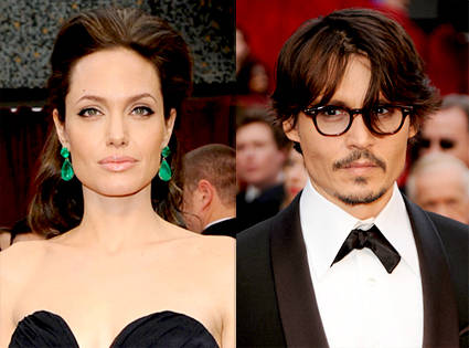 Johnny Depp pide borrar escenas eróticas con Angelina Jolie