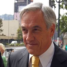 Perú: Sebastíán Piñera hablará con candidatos durante su visita al Perú