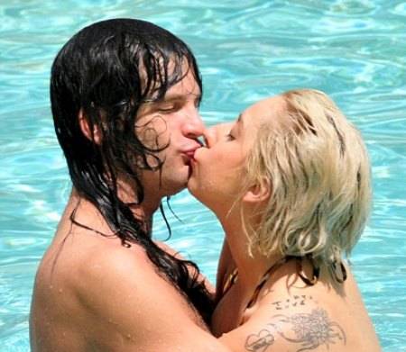 Lady Gaga tiene problemas con su novio Luc Carl