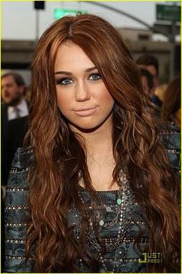 Fotografía de Miley Cyrus desnuda es falsa