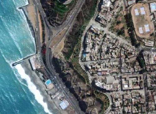 Barranco sufre otro atropello de la Municipalidad de Lima Barranco sufre otro atropello de la Municipalidad de Lima